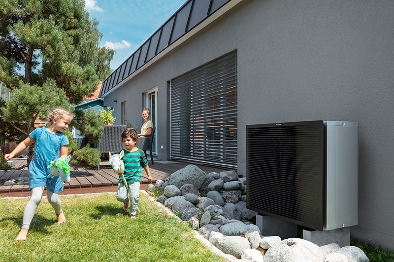 DAIKIN Altherma 3 H HT - Garten